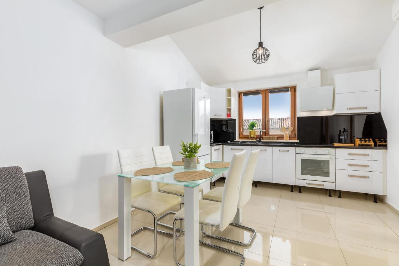 Apartment Bailey Πούλα Εξωτερικό φωτογραφία