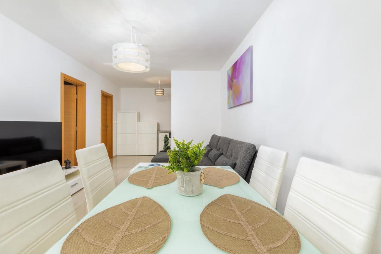 Apartment Bailey Πούλα Εξωτερικό φωτογραφία